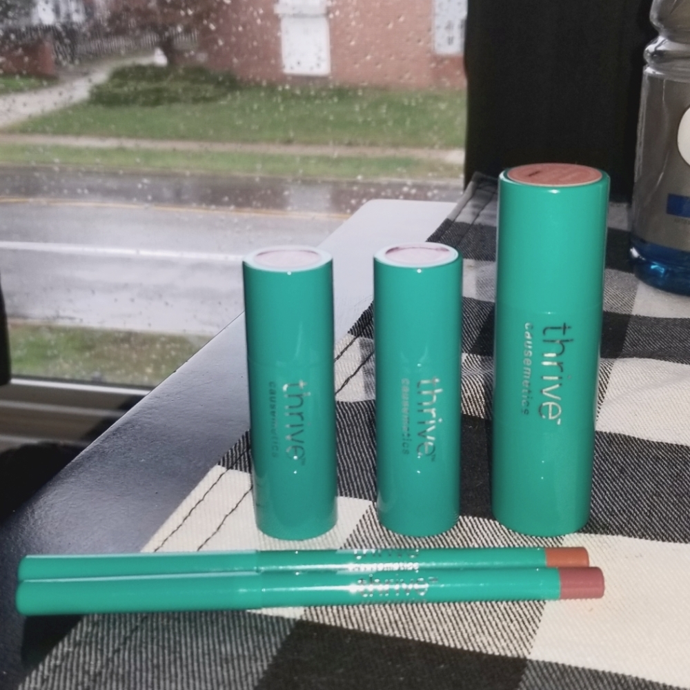 Thrive Causemetics Set